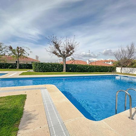 Balmins White By Hello Homes Sitges Bagian luar foto