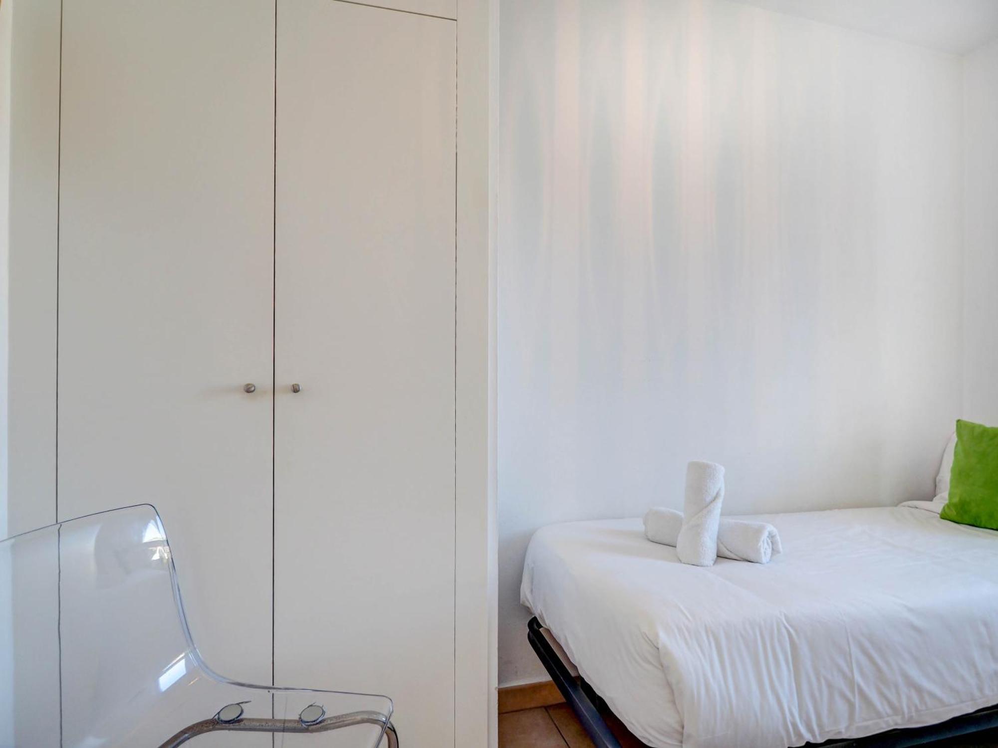 Balmins White By Hello Homes Sitges Bagian luar foto